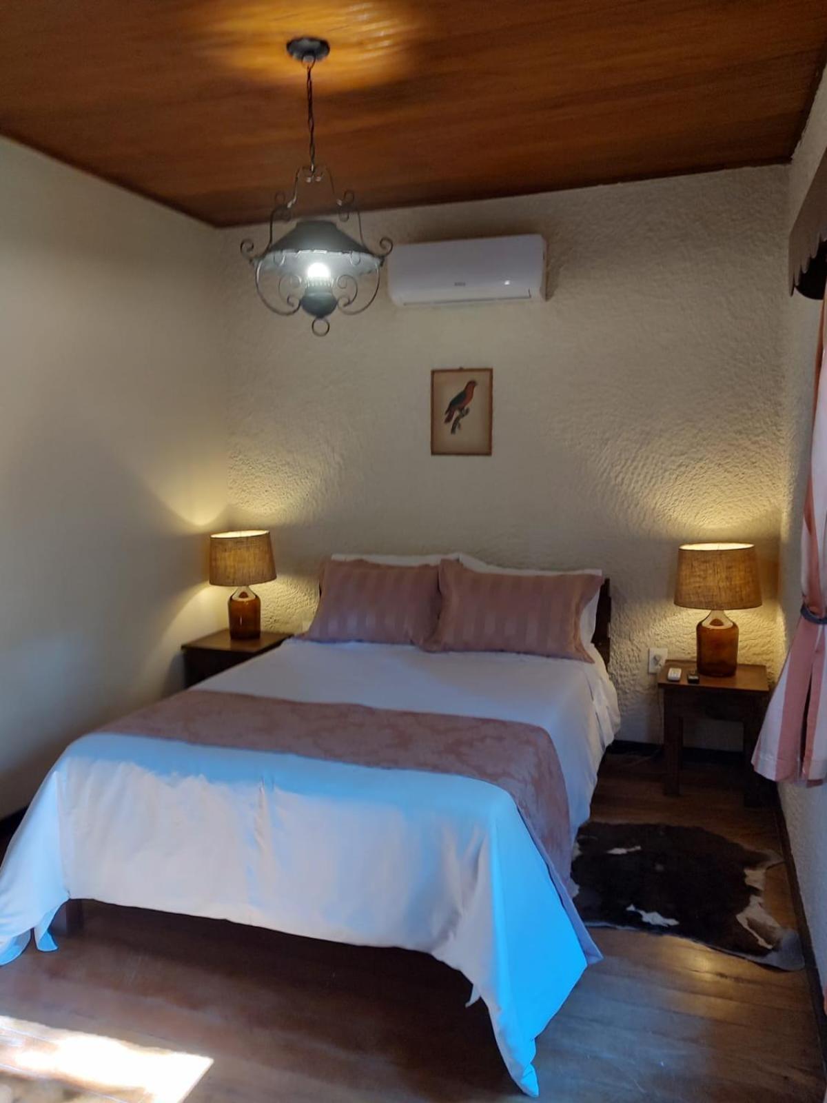 Pousada Granja Santa Barbara Correas エクステリア 写真